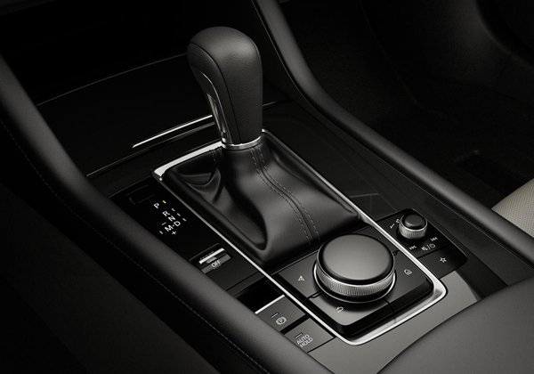 galeri-mazda-3-hatchback-interior-4-1000-x-700